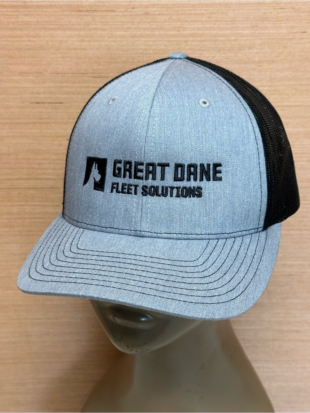 Great Dane Fleet Solutions Trailers Black & Gray Mesh Snap Back Trucker Hat Cap